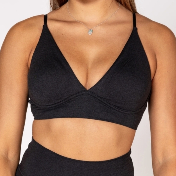 P'tula Other - Triangle Bare Bralette